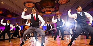 bailarines infiltrados.